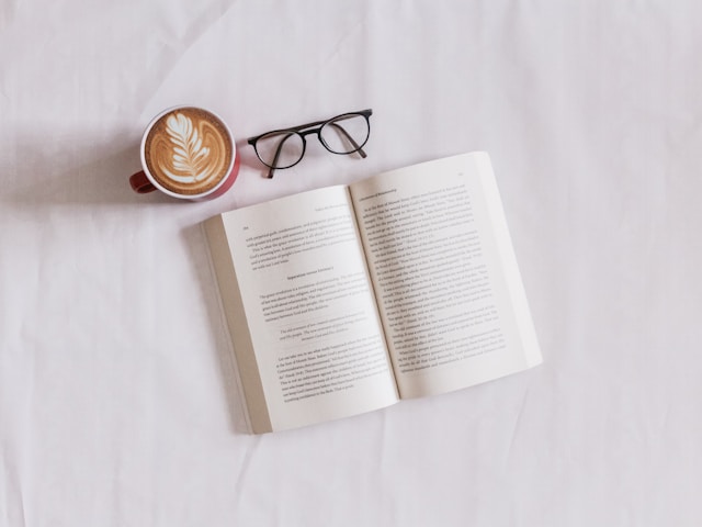 buku dan kopi